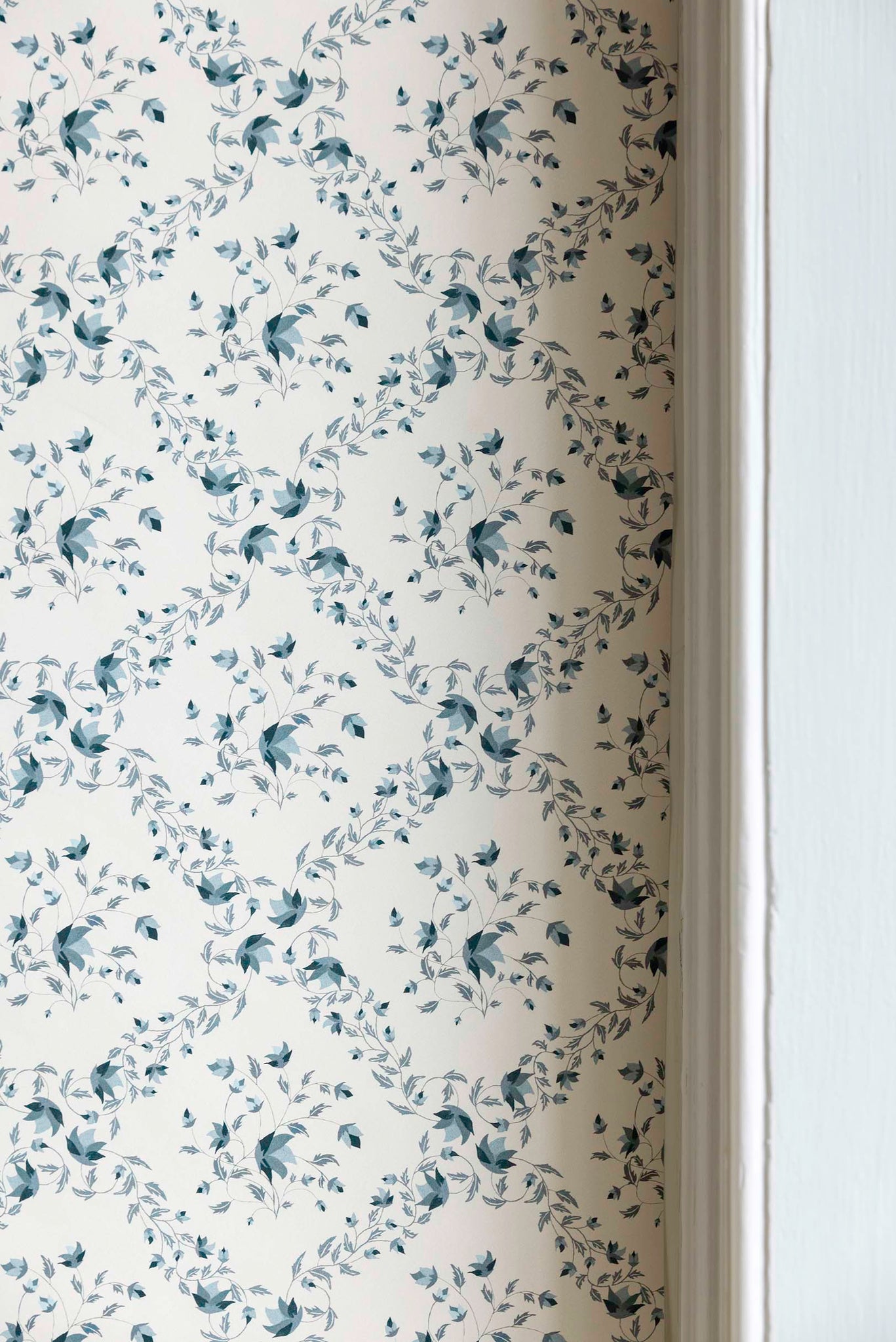 Designer Rama wallpaper SAMPLE | Colour: Indigo Grey